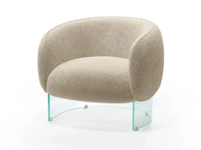 OnAir armchair with armrests